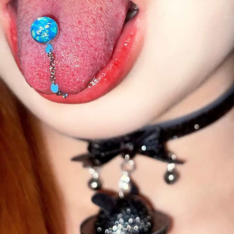 1Pc High-Quality Trendy Blue G - Body Jewelry Titanium recension och pris
