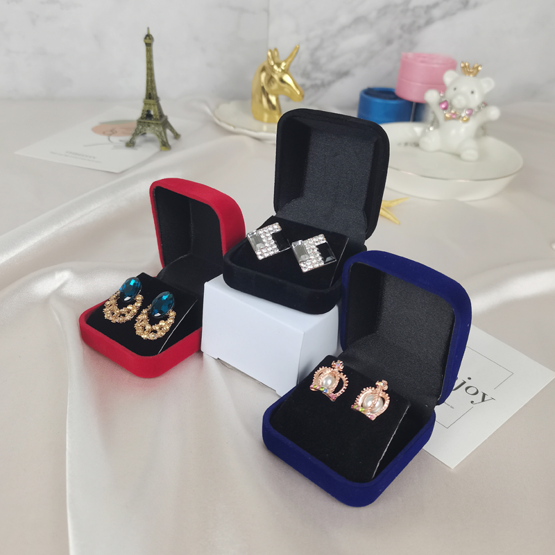 Stud Earrings Storage Box Drop - Body Jewelry Display recension och pris