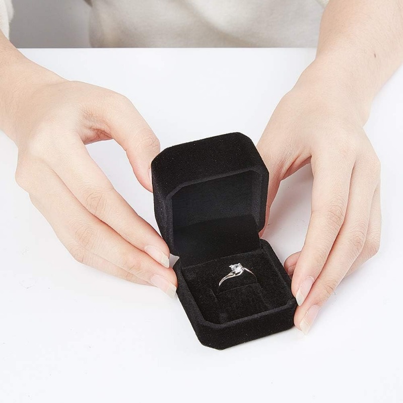 10 Pack Velvet Ring Box Earrin - Body Jewelry Display recension och pris