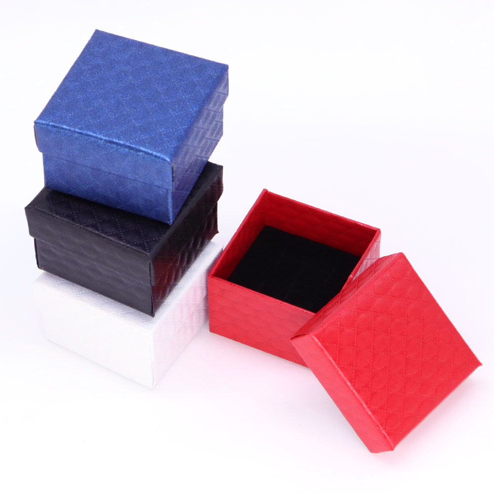 Lots Wholesale 4 Colors Fashio - Body Jewelry Display recension och pris